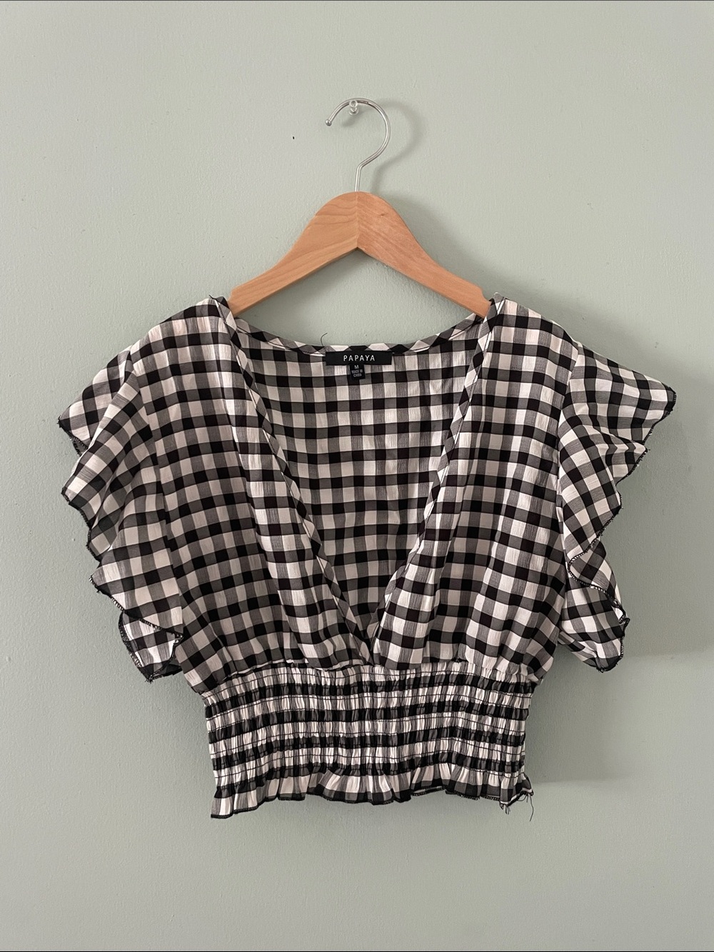 Papaya Black & White Gingham Smocked-Waist V-Neck Crop Top